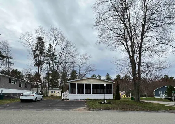 2 Lilac Drive, Rochester, NH 03867