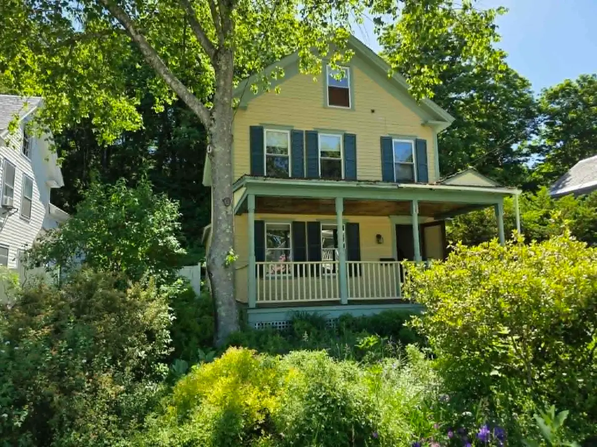 65 Cedar Street, Brattleboro, VT 05301 - #1