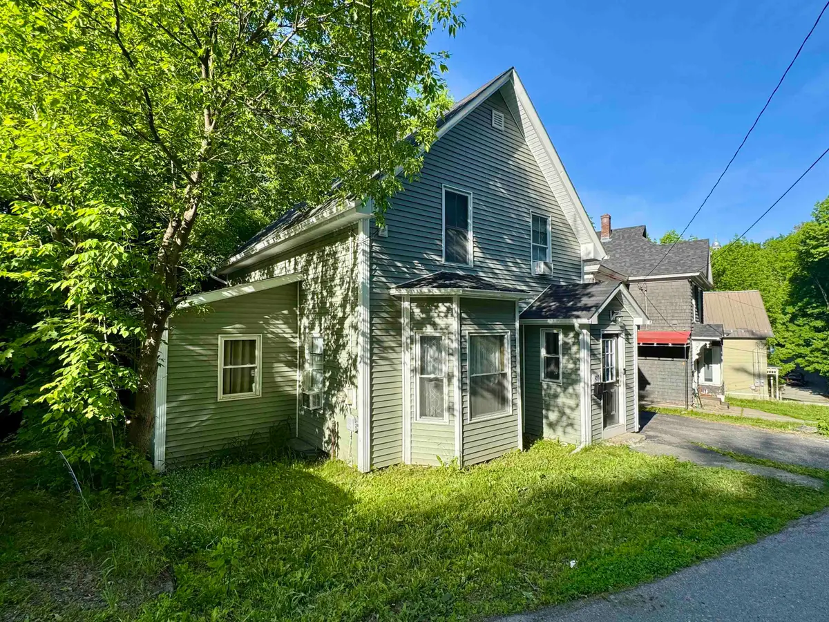 80 W. Main Street, Newport, VT 05855 - #1