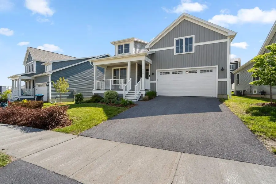 172 Two Brothers Drive, South Burlington, VT 05403 - #2