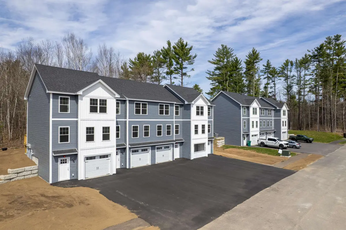 10B Lucky Lane The Crossings at Village Center #10 B, Barrington, NH 03825 - #1