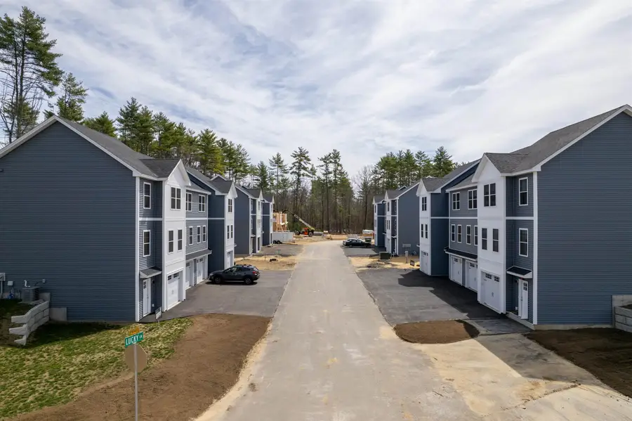 10B Lucky Lane The Crossings at Village Center #10 B, Barrington, NH 03825 - #2