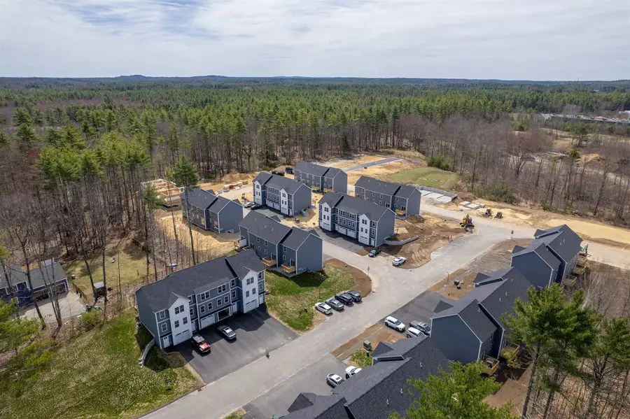 10B Lucky Lane The Crossings at Village Center #10 B, Barrington, NH 03825 - #3