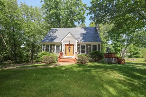 20 Purington Lane, Hampton, NH 03842