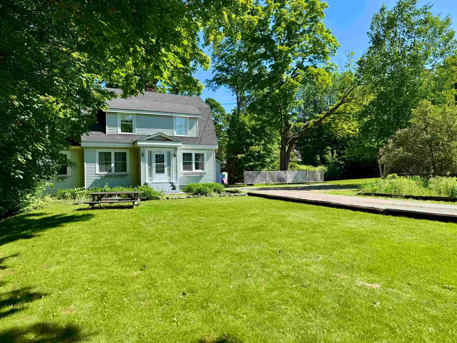 335 Caswell Avenue, Derby Line, VT 05830 - #2