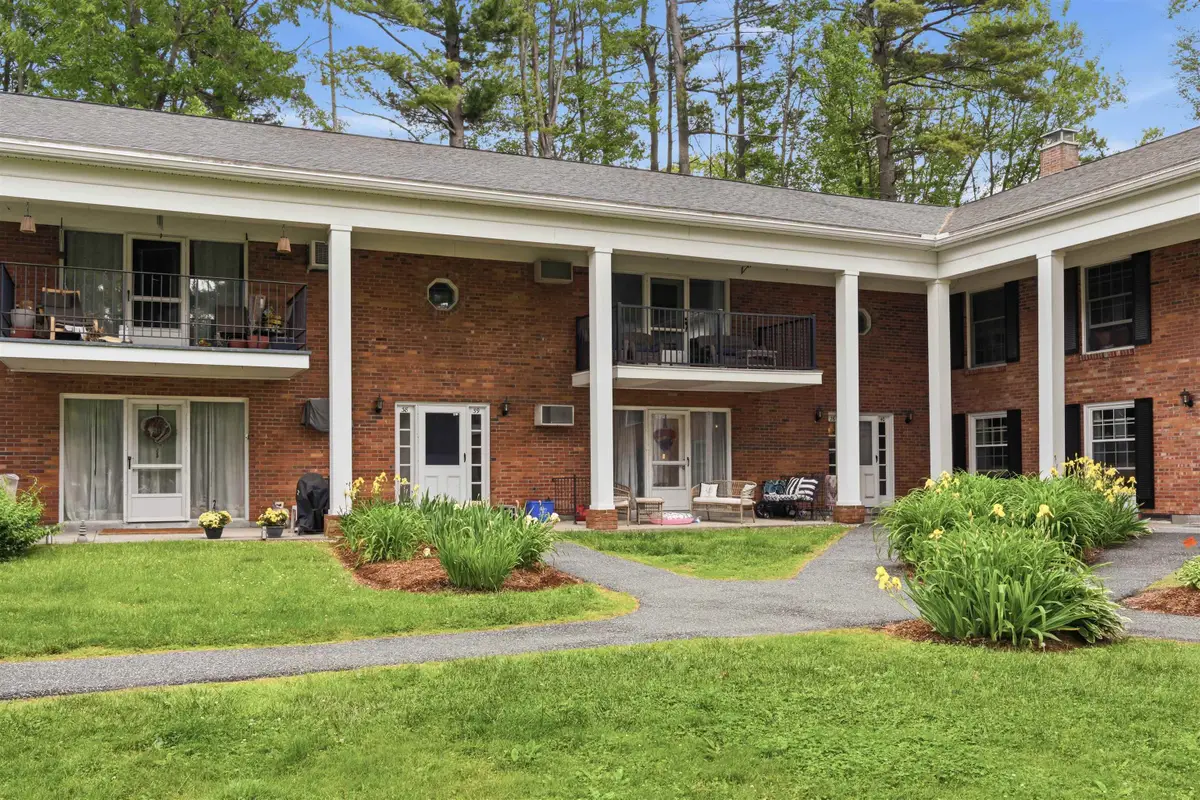 100 Kennedy Drive #39, South Burlington, VT 05403 - #1