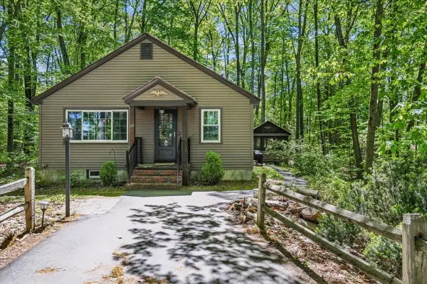 165 Tory Road, Manchester, NH 03104
