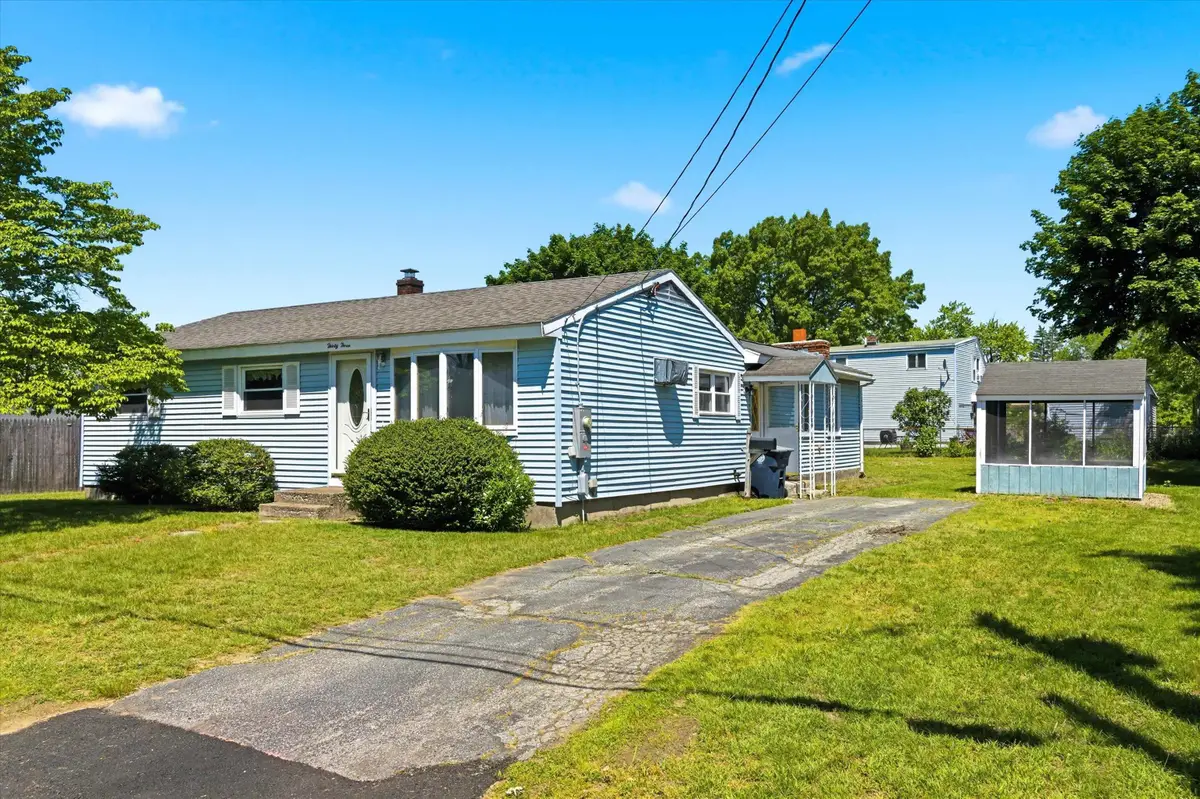 33 Ross Street, Nashua, NH 03060 - #1