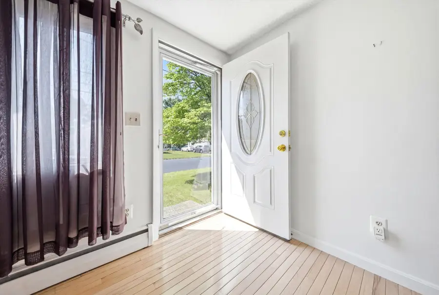33 Ross Street, Nashua, NH 03060 - #2