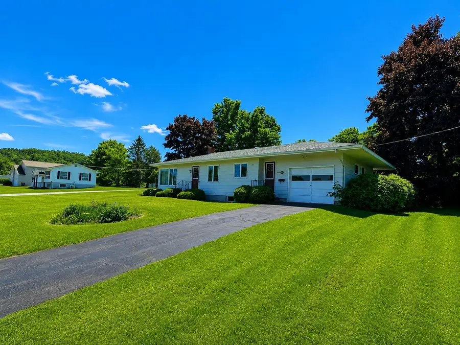 184 Sloan Street, Newport, VT 05855 - #2