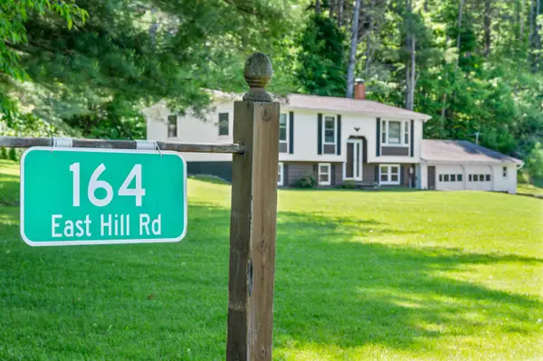 164 East Hill Road, Brookfield, VT 05036