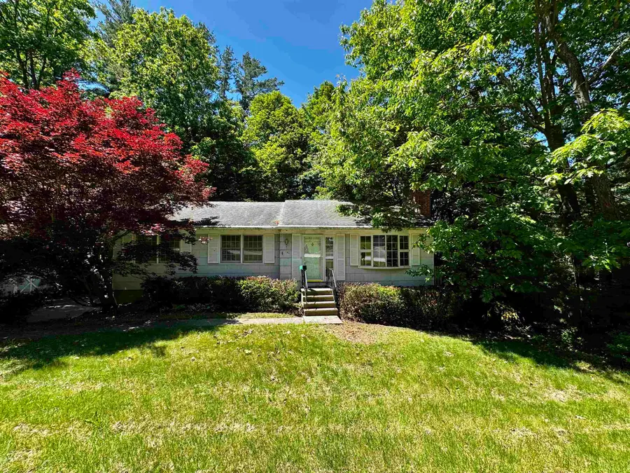 142 Pine Circle, Bennington, VT 05201 - #2