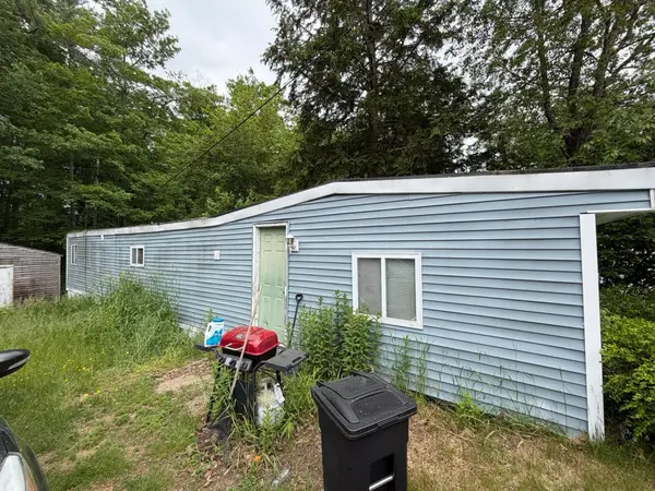 7 Monroe Avenue, Allenstown, NH 03275