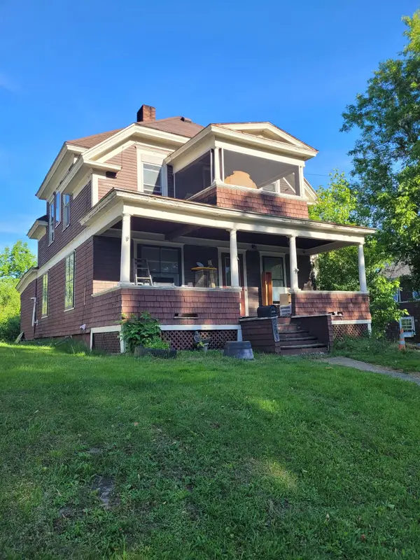 278 Pleasant Street, St. Johnsbury, VT 05819