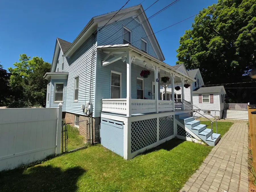 5 1/2 Lyndon Street, Concord, NH 03301 - #3