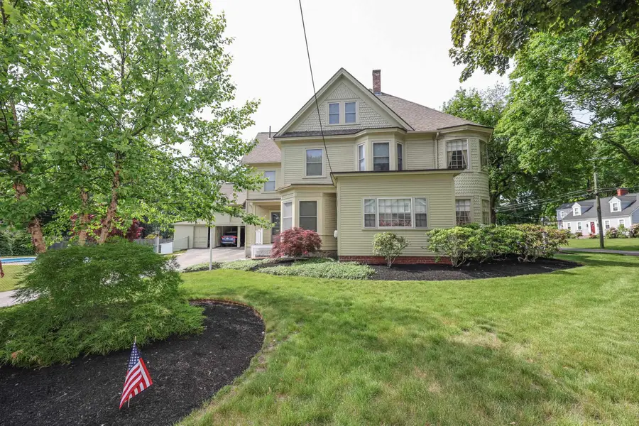27 Eastman Street, Nashua, NH 03060 - #3