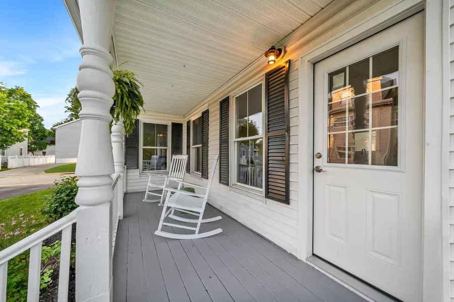 5 Cushing Street, Amesbury, MA 01913 - #3