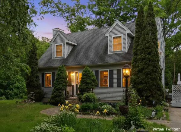 4 Norris Farm Road, Raymond, NH 03077