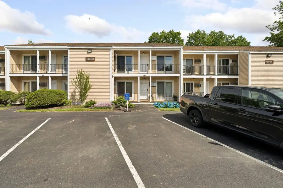 208 Cocheco Court, Dover, NH 03820 - #3
