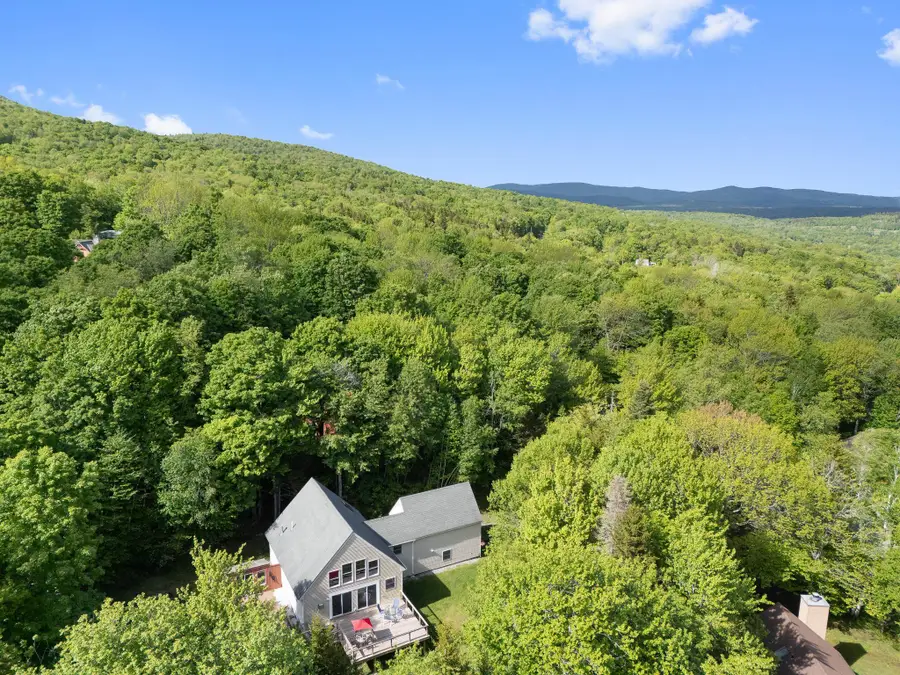 8 Deer Run, Wilmington, VT 05363 - #2
