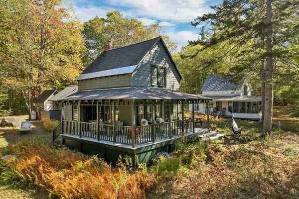 6 Twin Cottage Lane, Ossipee, NH 03814