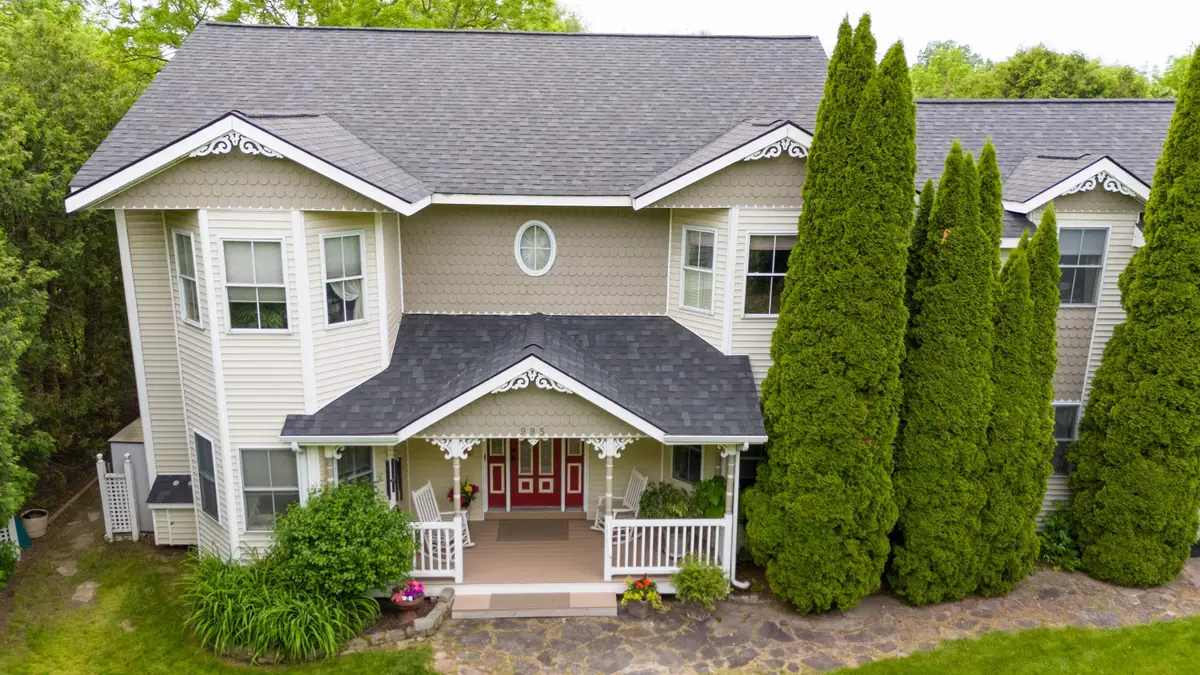 995 Dorset Street, South Burlington, VT 05403 - #1