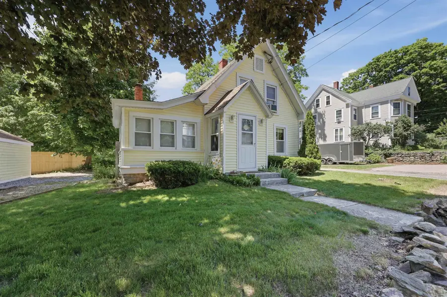 15 S Main Street, Newton, NH 03858 - #3