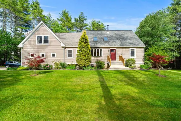 12 Doe Farm Lane, Newmarket, NH 03857
