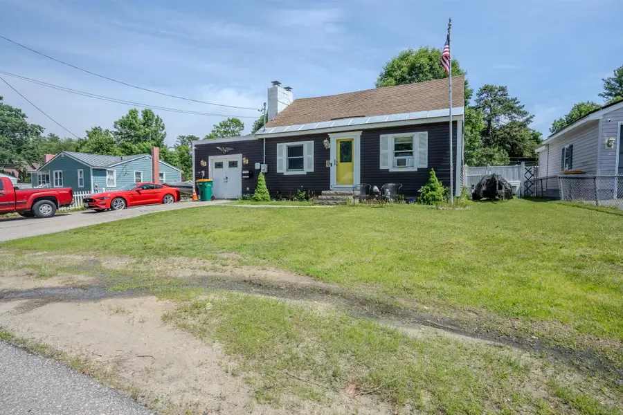 5 Russell Street, Rochester, NH 03867 - #2