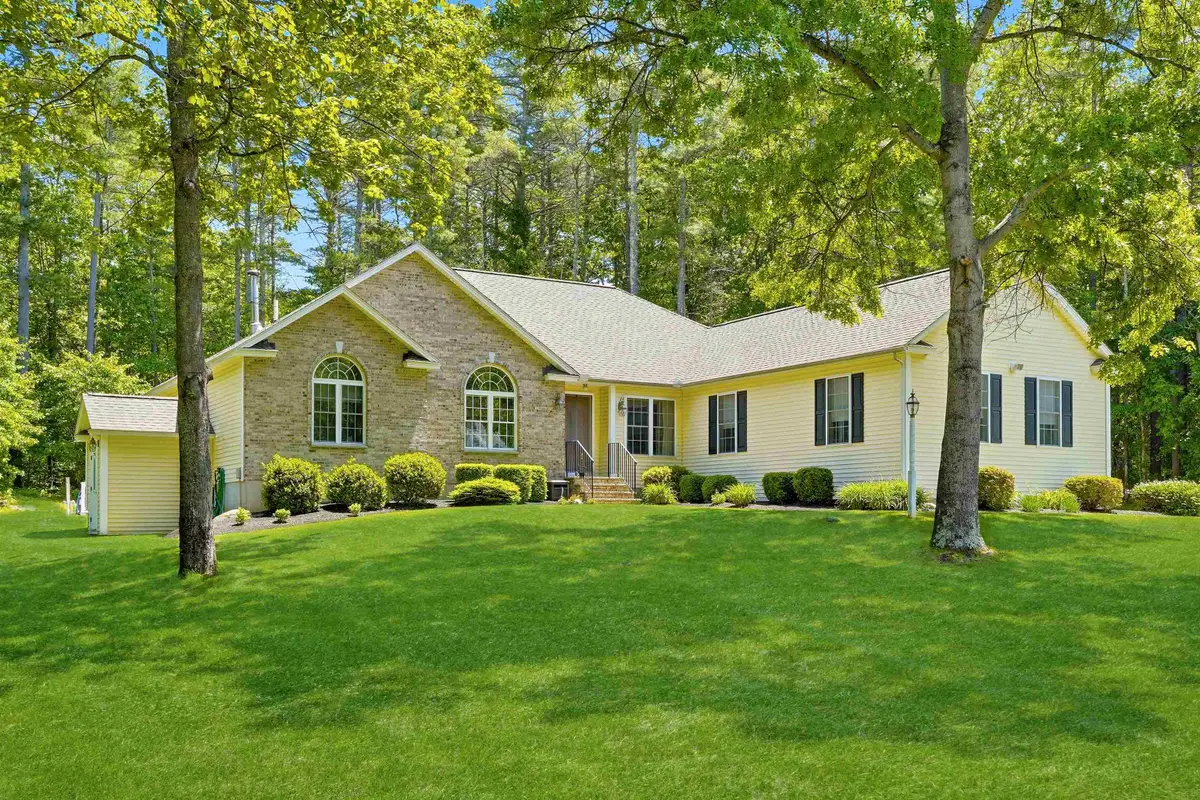 22 May Lane, Pelham, NH 03076 - #1