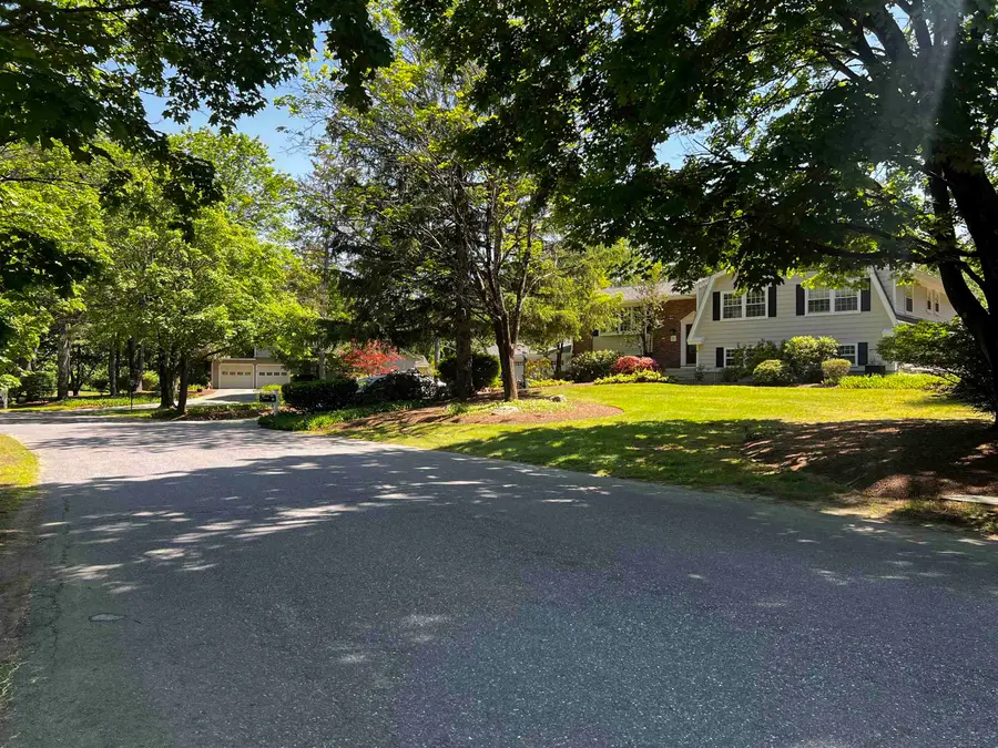 31 Normandy Drive, Sudbury, MA 01776 - #3