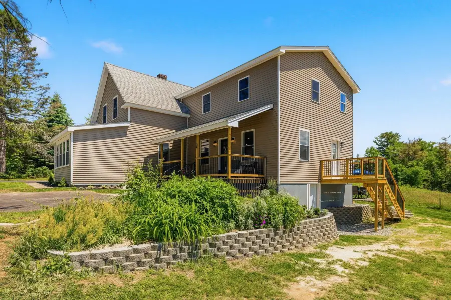 25 Mill Street, Epping, NH 03042 - #2
