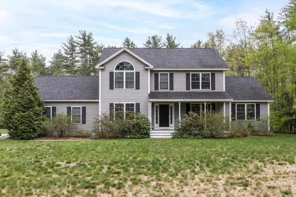 130 West Ridge Circle, Hopkinton, NH 03229