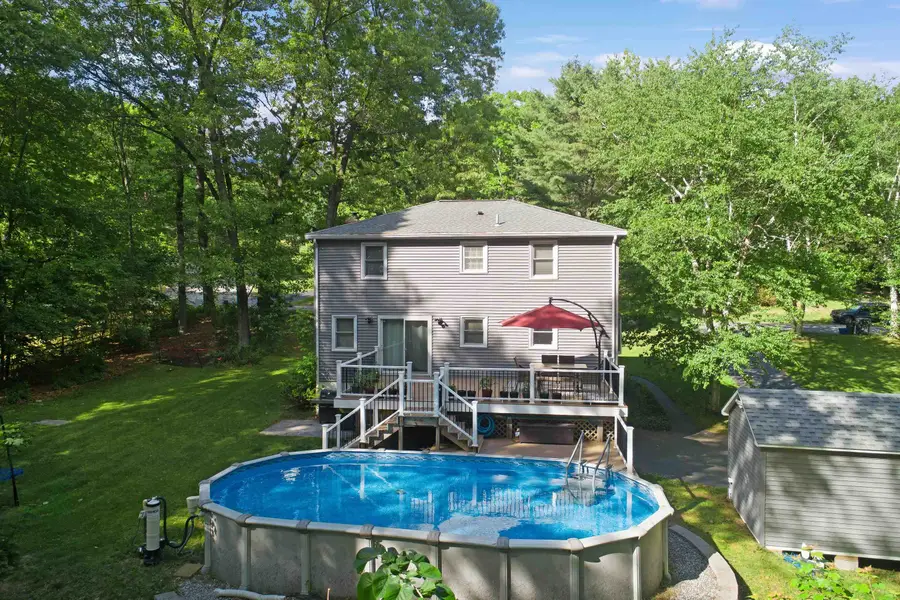 19 Claire Avenue, Derry, NH 03038 - #3