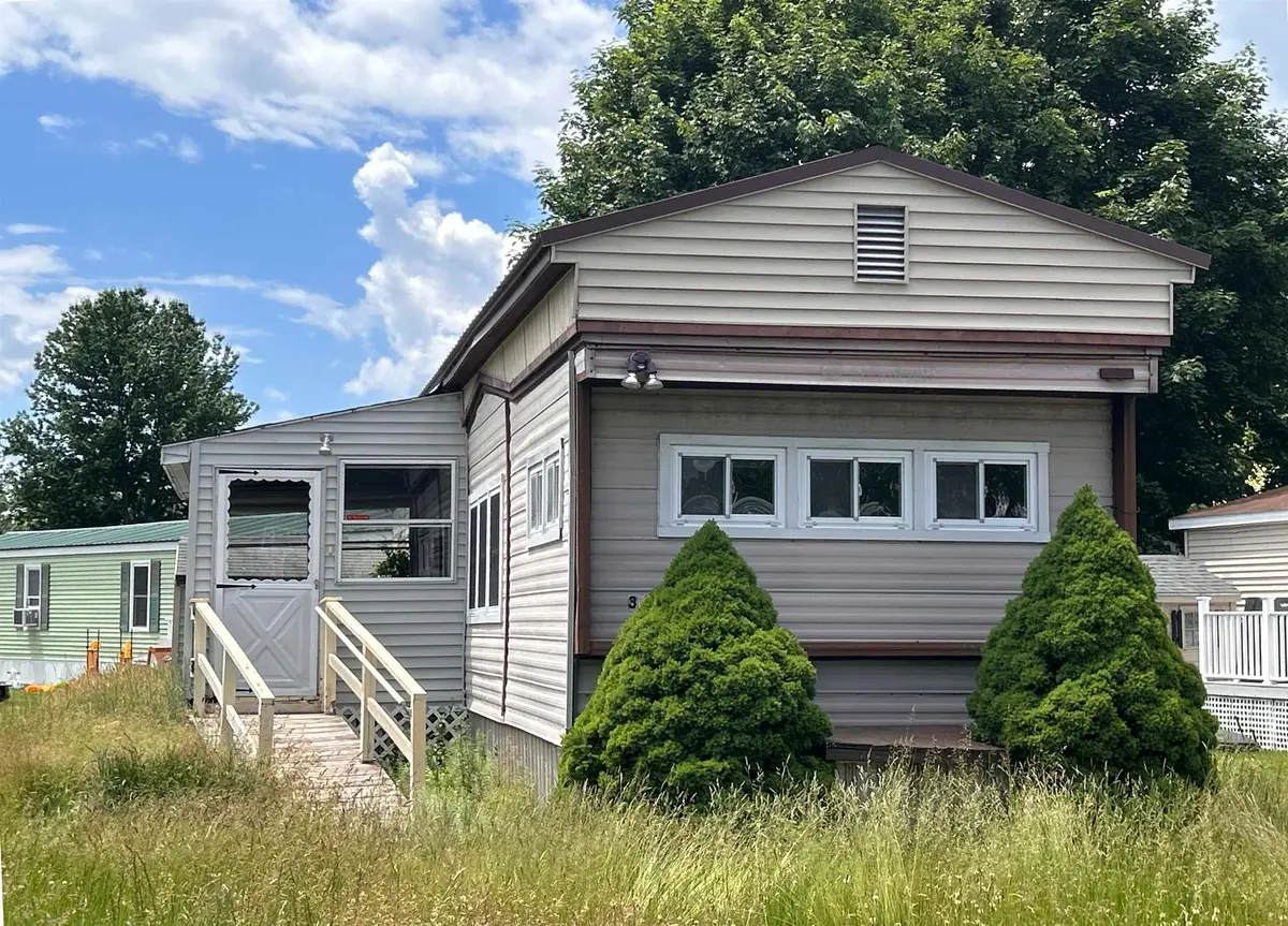 3 Willow Street, Exeter, NH 03833 - #1