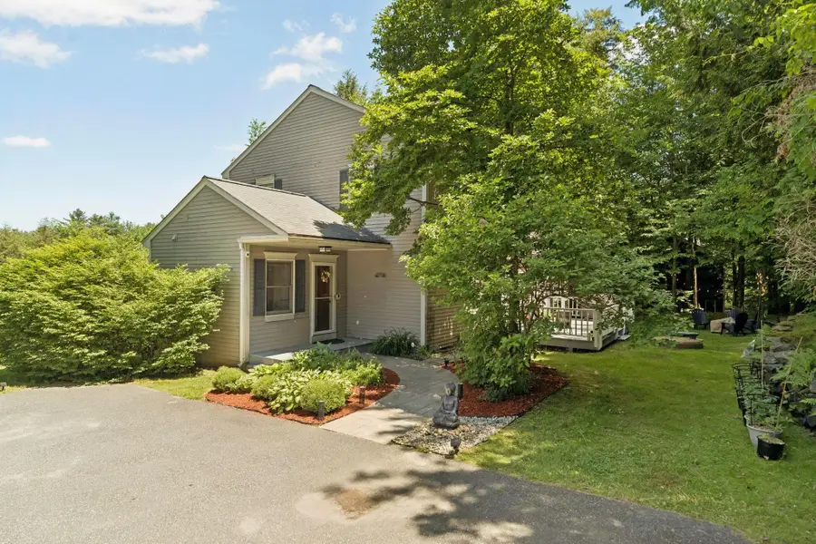 12 Wellington Circle, Lebanon, NH 03766 - #3