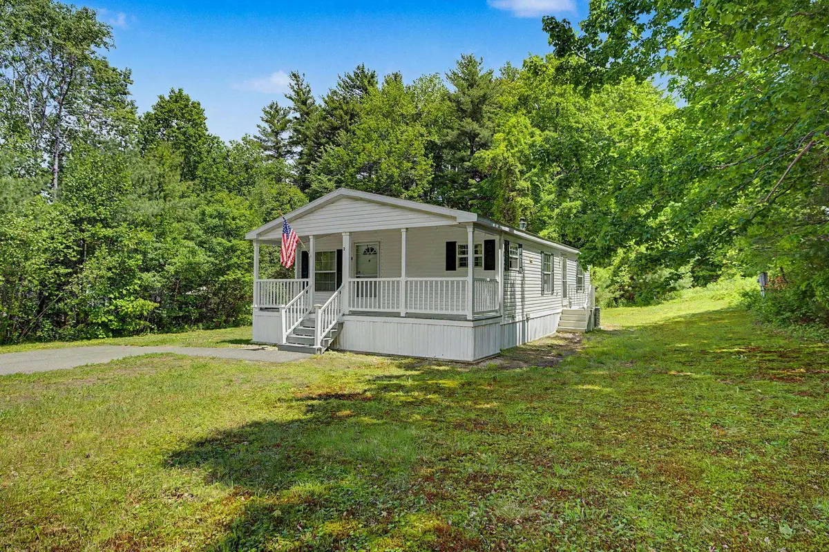 2 Tamarack Place, Londonderry, NH 03038 - #1