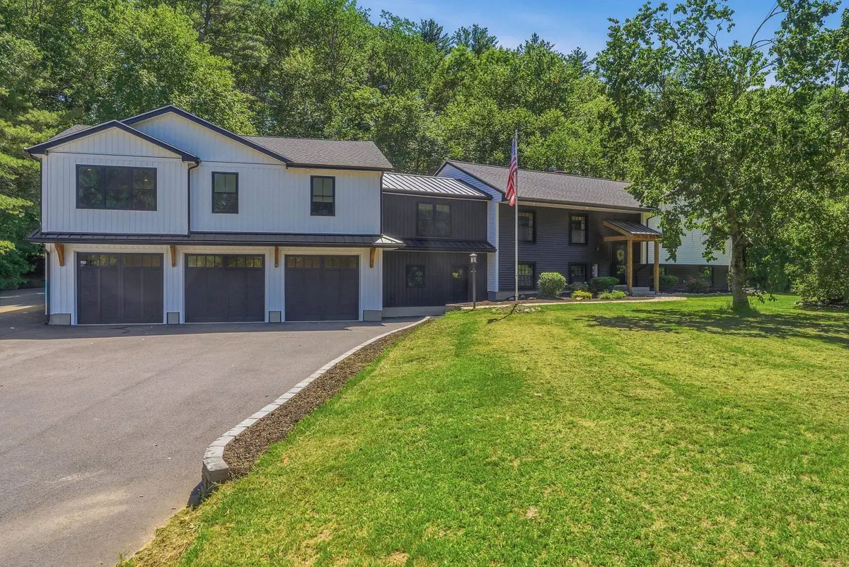 20 Cobbetts Pond Road, Windham, NH 03087 - #1