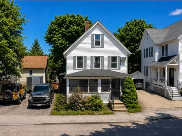 9 Pleasant Street, Pembroke, NH 03275