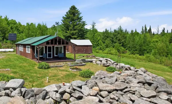 2691 Old Pond Hill Road, Lunenburg, VT 05906
