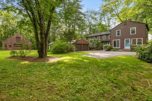 42 Old Town Farm Road, Exeter, NH 03833