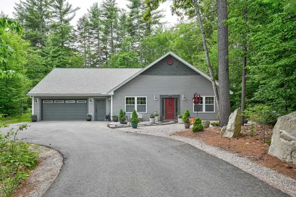 82 Poliquin Drive, Conway, NH 03818