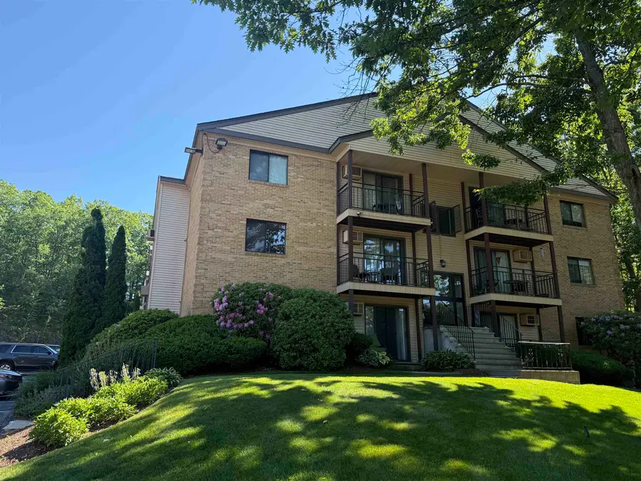19 Country Club Drive #32, Manchester, NH 03102 - #3