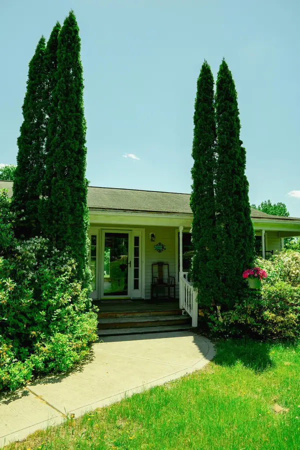 11 Highcrest Drive, Belmont, NH 03220