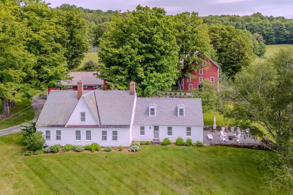5798 South Road, Woodstock, VT 05071