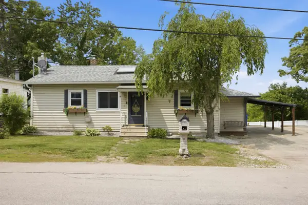 44 Billings Street, Manchester, NH 03103