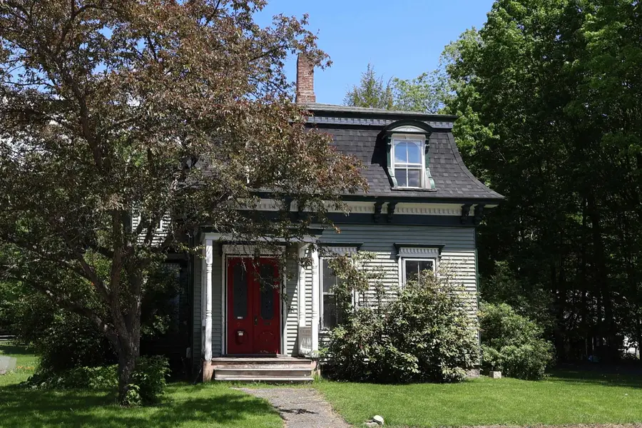 9 Shaw Street, Lebanon, NH 03766 - #2