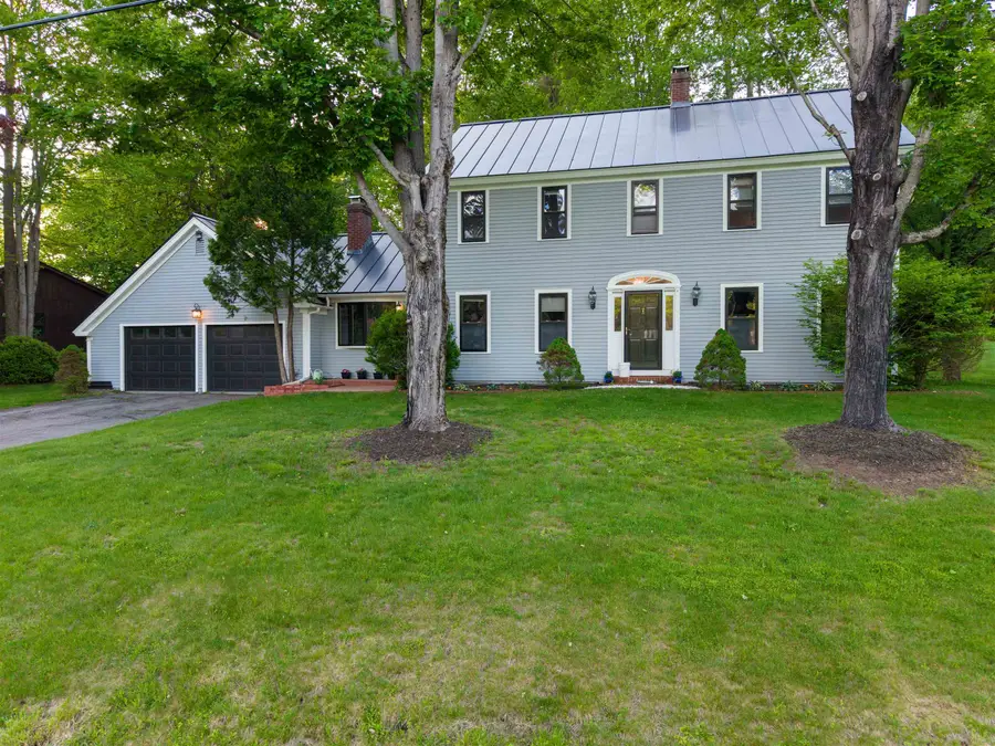 52 Ledgewood Road, Claremont, NH 03743 - #2