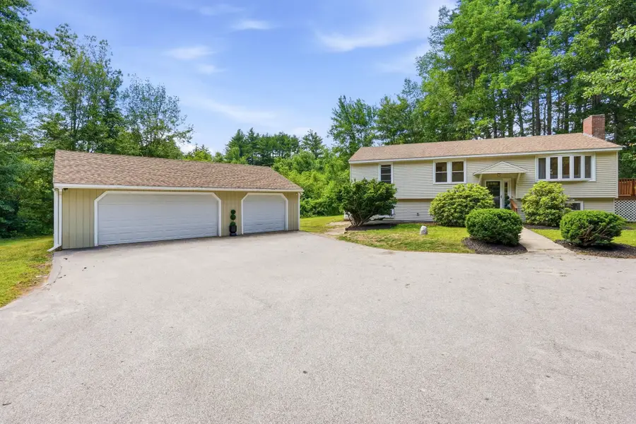 632 Raymond Road, Chester, NH 03036 - #2