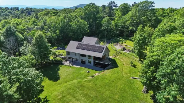 2516 Rotax Road, Monkton, VT 05469
